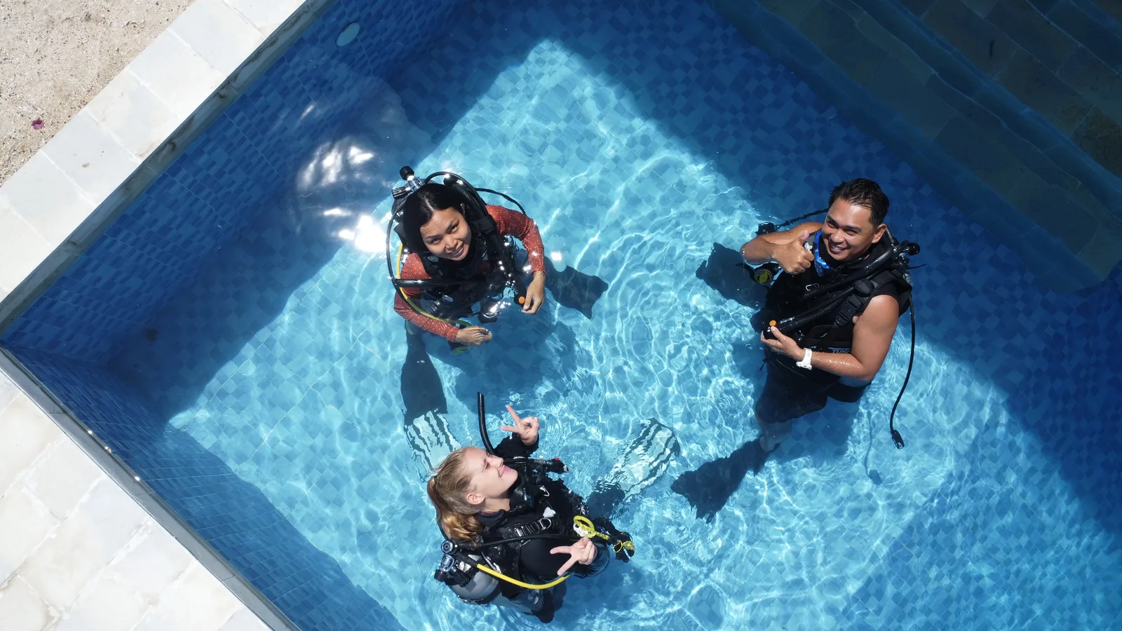 Scuba certification course at Noosa Dive Resort